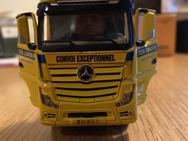 Mercedes Actros bigspace
