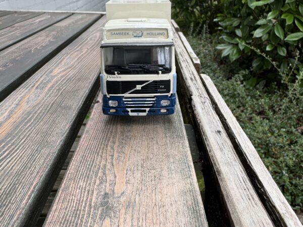 Volvo F12 reefercombi   VTS