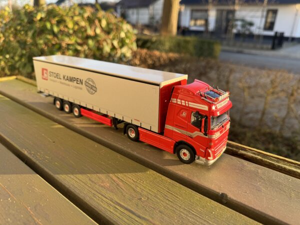 Daf XG tautlinertrailer Stoel