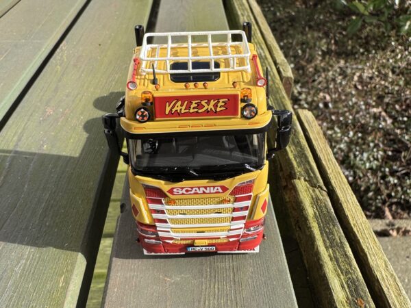Scania  6x4    Valeske