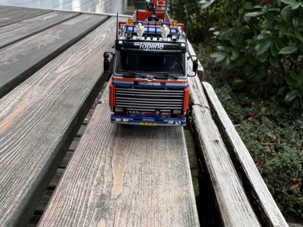 Scania 143 topline  tagaxle steentrailer met Kennis kraan MET CERTIFICAAT