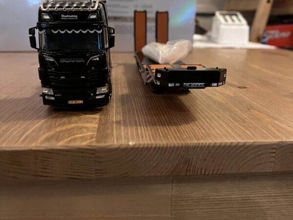 Scania S Highline Tagaxle + Nooteboom semidieplader Staalcoating Midden Nederland Barneveld