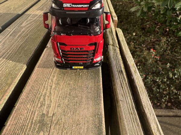 DAF XG 6x4 +4asser semidieplader STE Nieuwleusen